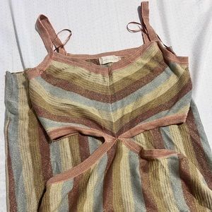 Used once, in perfect condition. Perfect for summer